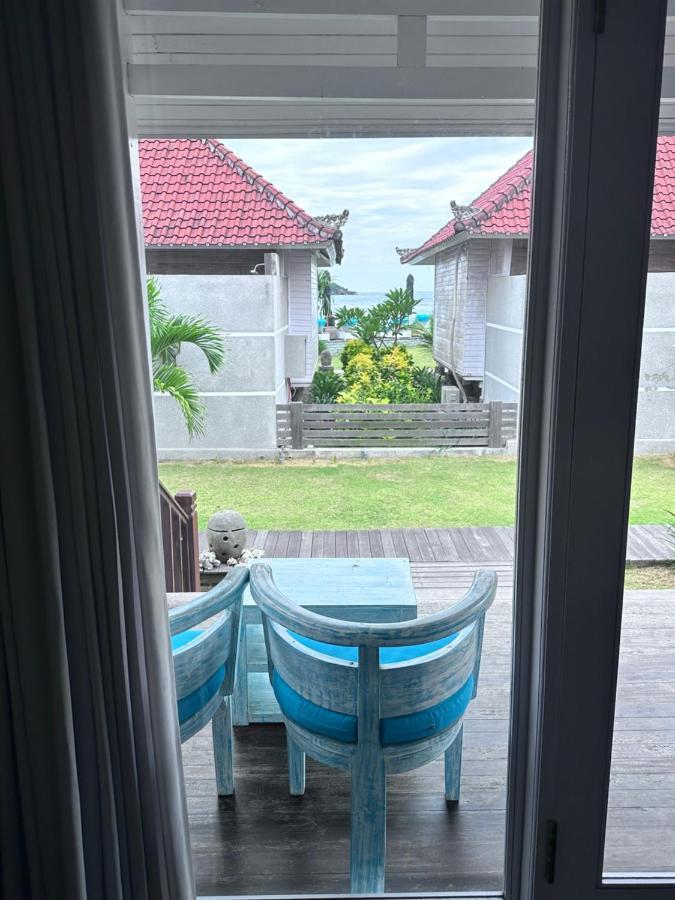Hotel Ombak Bay Lembongan Exterior foto