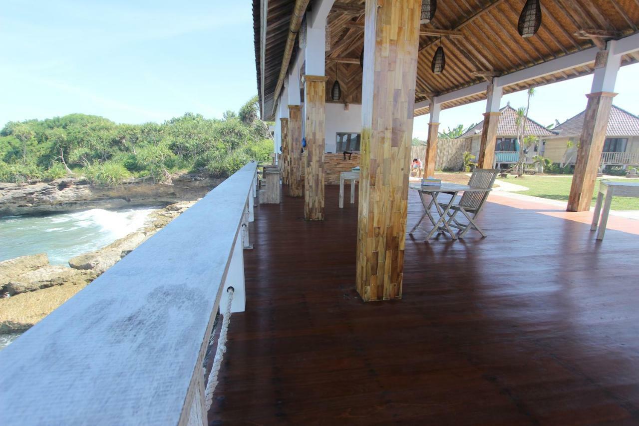 Hotel Ombak Bay Lembongan Exterior foto