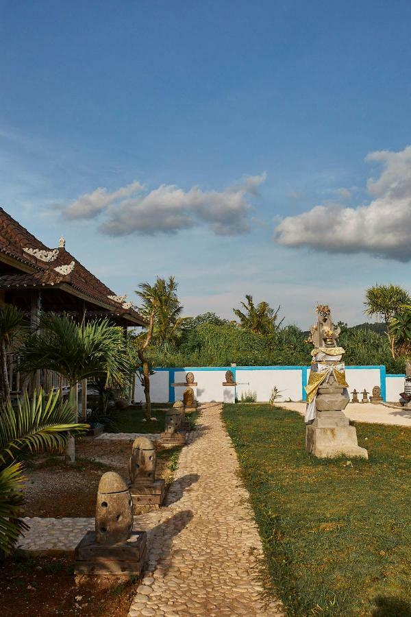 Hotel Ombak Bay Lembongan Exterior foto