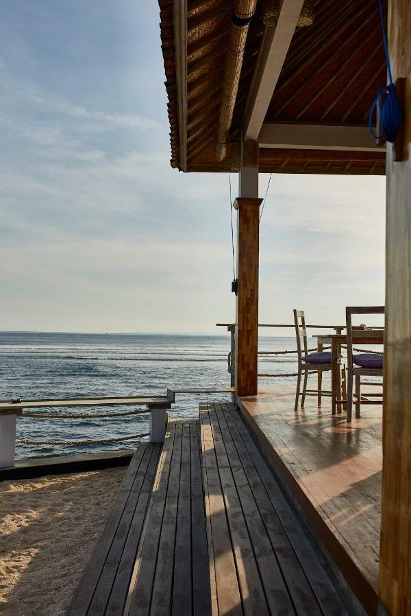 Hotel Ombak Bay Lembongan Exterior foto